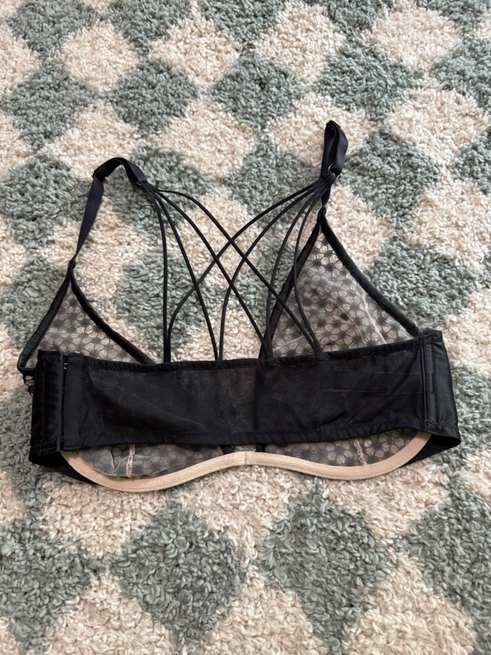 VICTORIA'S SECRET Starburst Unlined Plunge Bra Semi Sheer Black Mesh Size 36D - Picture 7 of 11